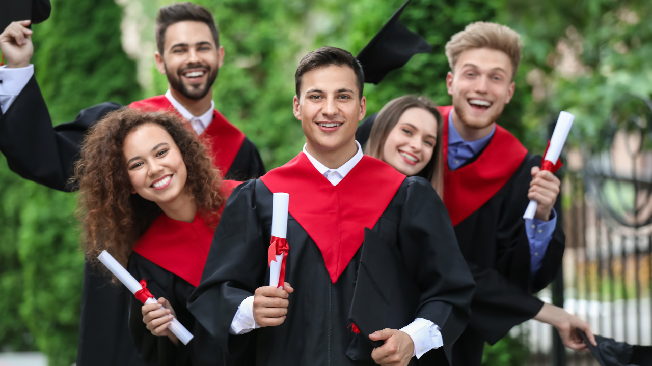 ESL teachers, bachelor's degree